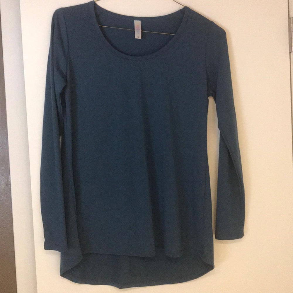 NWOT LuLaRoe shirt
